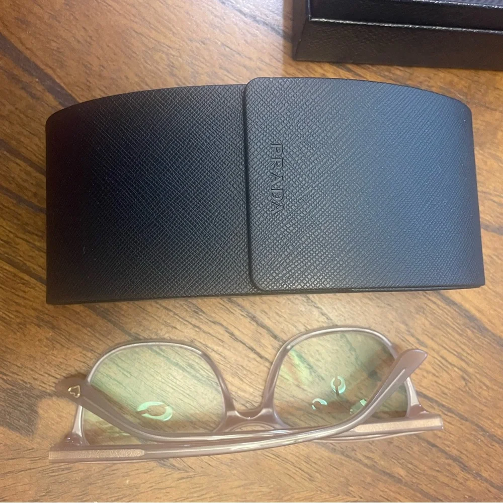 Prada sunglasses boxes (2), one sunglass case. - Picture 2 of 3